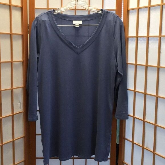 J Jill 3/4” sleeve Vneck Tunic w/ button down side - Picture 1 of 8